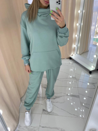 ���� �� 22.04. �@������ - ����� ������ ���������� ������� � ���� �� 1600 ���. � ����� ������ ������� ������������ ������ � �����������! �������� ���� �� ��������� �����! ������� 42-56.-4