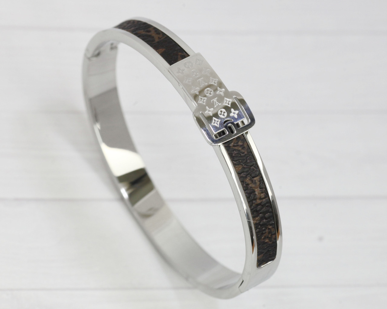 ������� ������������ ��������� ������� LV  - 530 ���