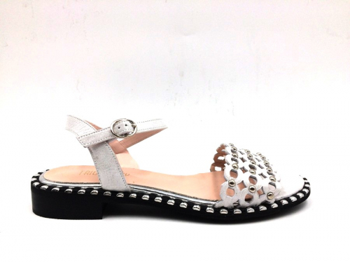 ������� 990 �