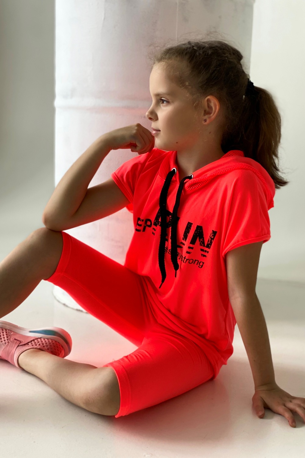 ���� �� 14.06. ������� �������� �� �@����! ��� ��������� � �������! �������, ��������, ������, ����� � ��������! ������� �� 30 �� 42-��. ���� �� 100���.