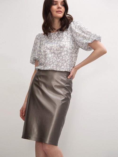 [b]���� ������� . ���� ������ Emka Fashion – �������� ���������� ������������ ������ � ���������� ��� ����������� ������. ������������ ������. ���������� ���������. ������� 42-54. �����. �����. ������� ����������-�� 70 % �������[/b]