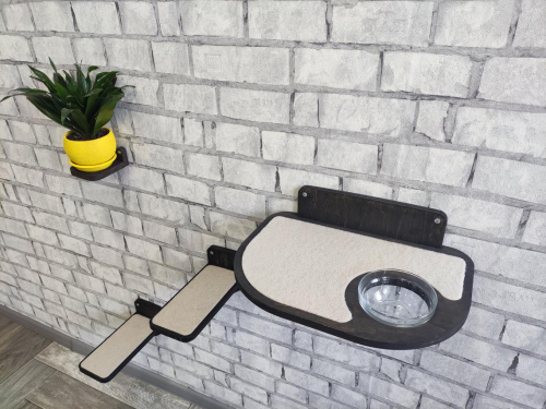 ���������� ����� ��������� ������ ��� �����, ��������� �� ����� � ����� ������ � ����� ���������, ������������� ��� ������ � ��������� �����. ���������� ���� ����� ������� 400 ��. �� ������ �������� ����� � ����� ��� ������ ������������� ����, ��� �������