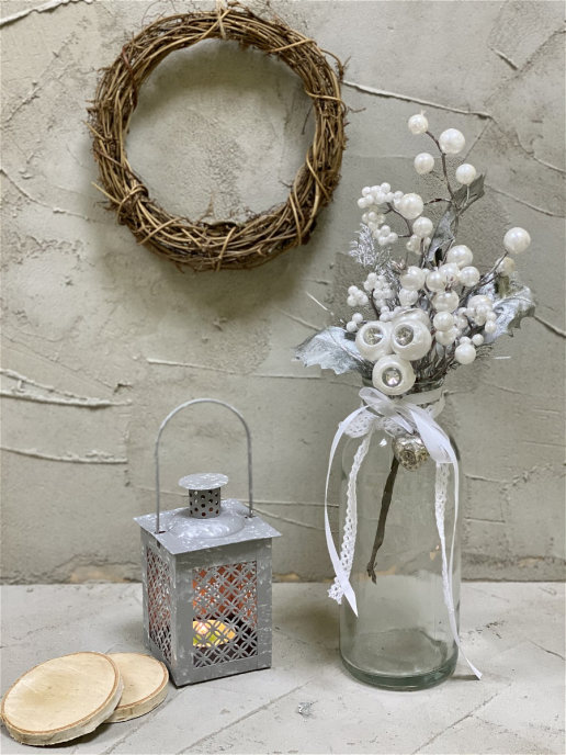 ����� ����