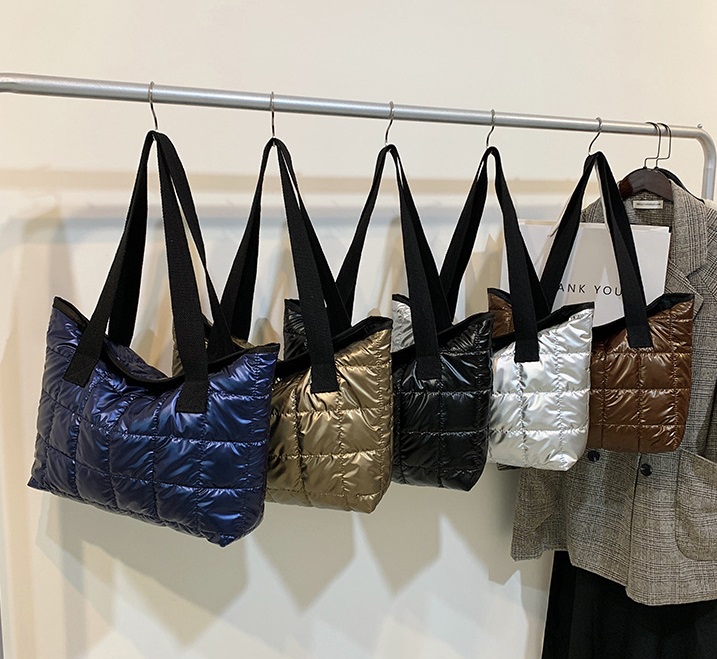 ���� �� 25.10.2021�. ���������� ������ �����, ���� �� 450���. ������� ������� � ���������.