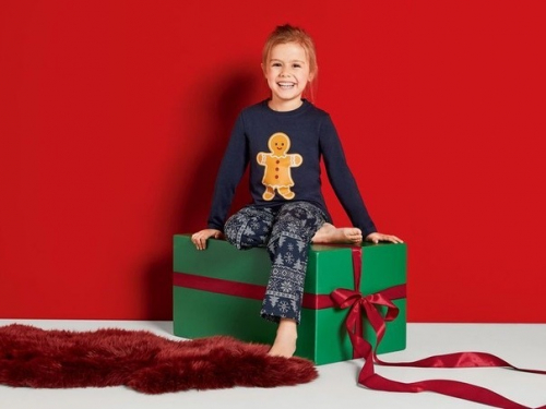 [b]���� �� 8 ������. ������ �� ��������, ������, ����������, ������ �� �������� �����. ������� ����������! �������� ��������, ������ ����! ��� �����. ��� ��. �������! ������� �������. �����-146[/b]