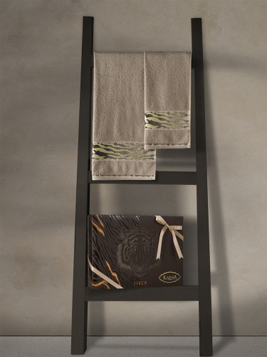 Karna. ������ �������� �������� ��� ����: ���������� �����, �����, ���������, ��������, �����, �������, ������. ���������� �� 50%. ���� �� 120�. ���������� ������! �.14/21