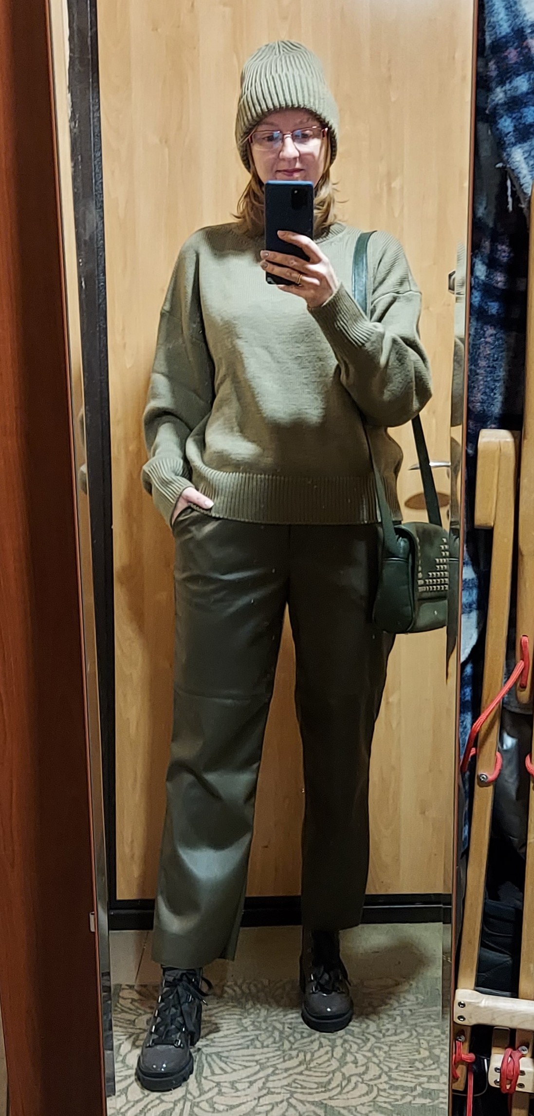 ���������. ������ � ����� �� ������� A*i*m clo, ������ ����� Antiga. ��������������� � �������! ���� ��� ������!