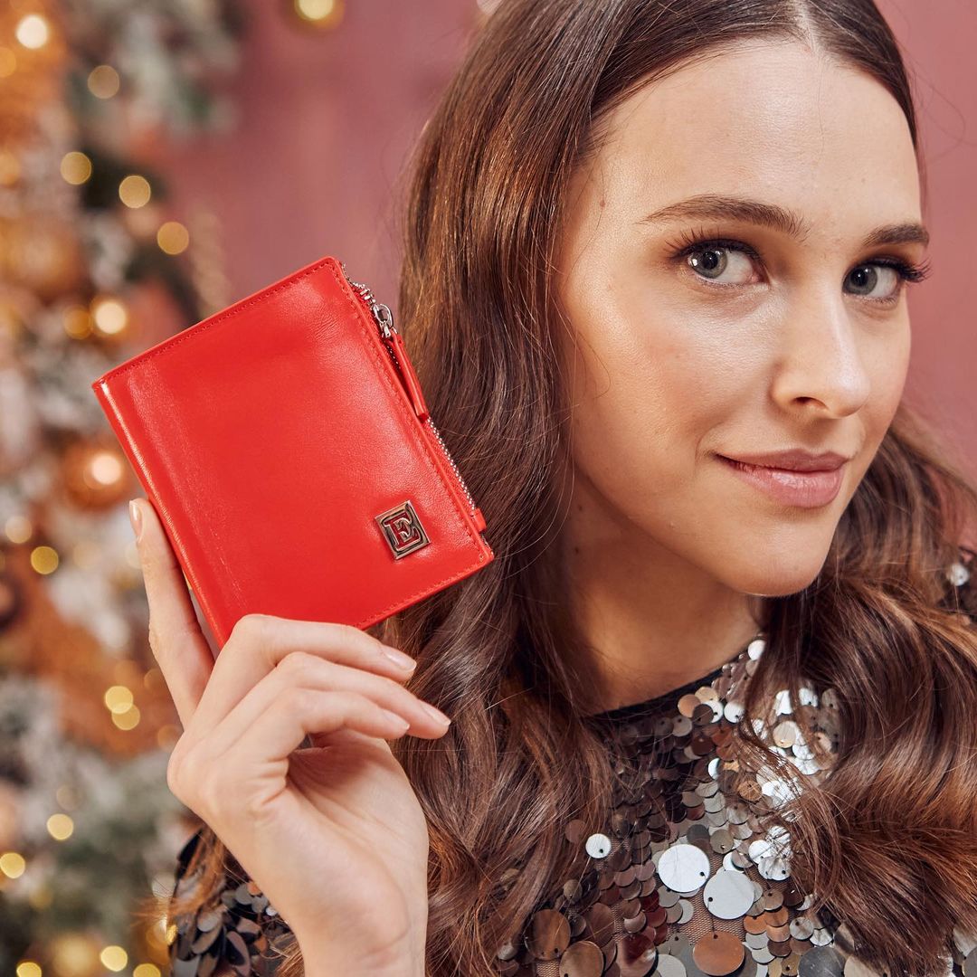 ����� ������ ��� - ���� ��� �����?) ��������� ���������� �� ELEG@NZZ@