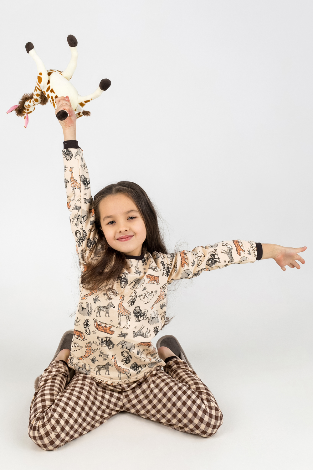 ���� �� 14.02. ������� �������� �� �@����! ��� ��������� � �������! �������, ��������, ������, ����� � ��������! ������� �� 30 �� 42-��. ���� �� 100���.