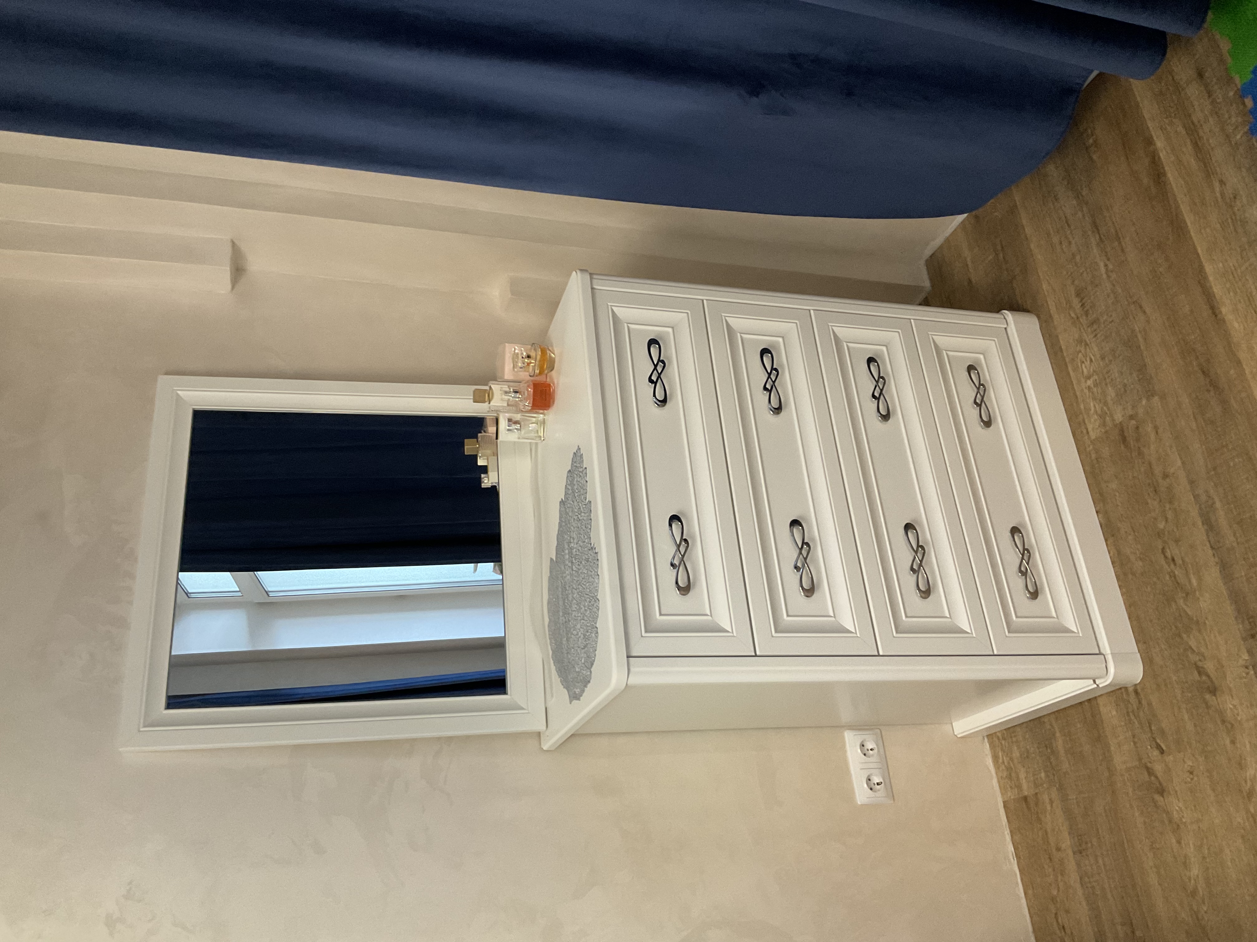 [b] ���� ������� �� 4 ���. �������� ������ � ������������ �����, �������, ���������, ��������� ������, ����������[/b]