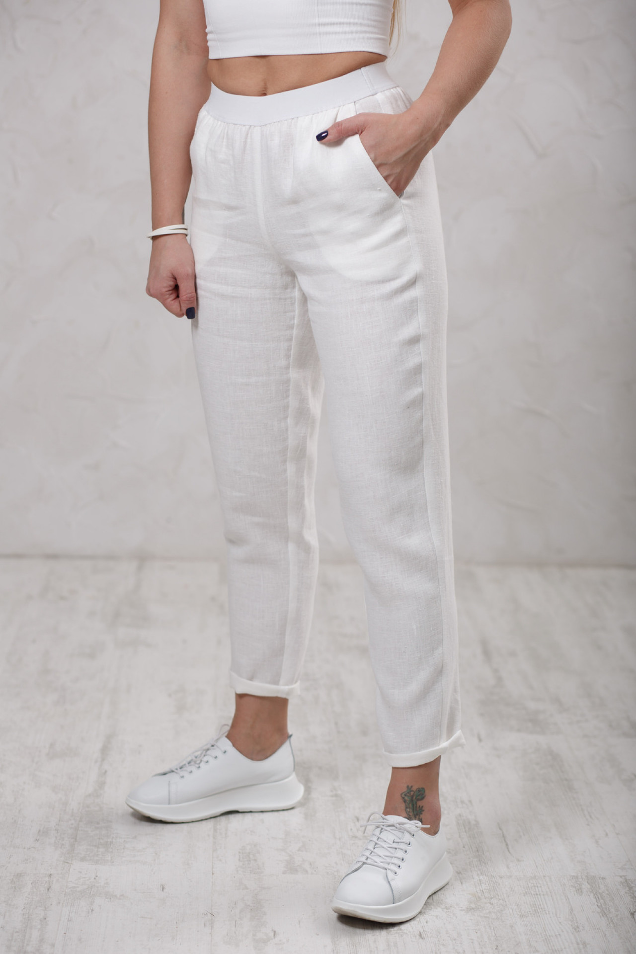 �������� ����� �� ����. �� ������ ������� 2 ������� �������, �� ������ ��������� �������� ������� � �����. ������� ������� ������ � ��������� ��������� ������� �� ����� �����.