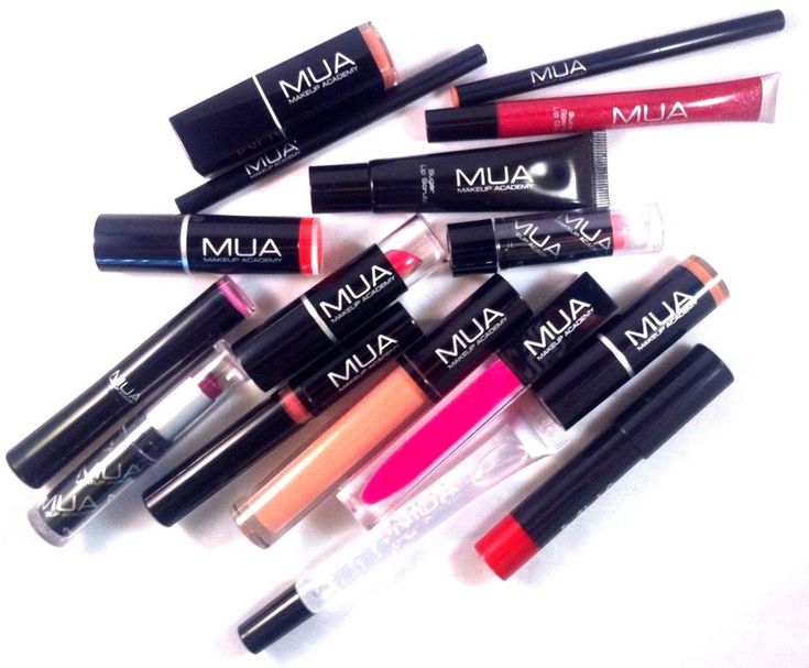 ����� ����� ��������� ������������ ��������� � �������� �������� - MUA Make Up Academy!