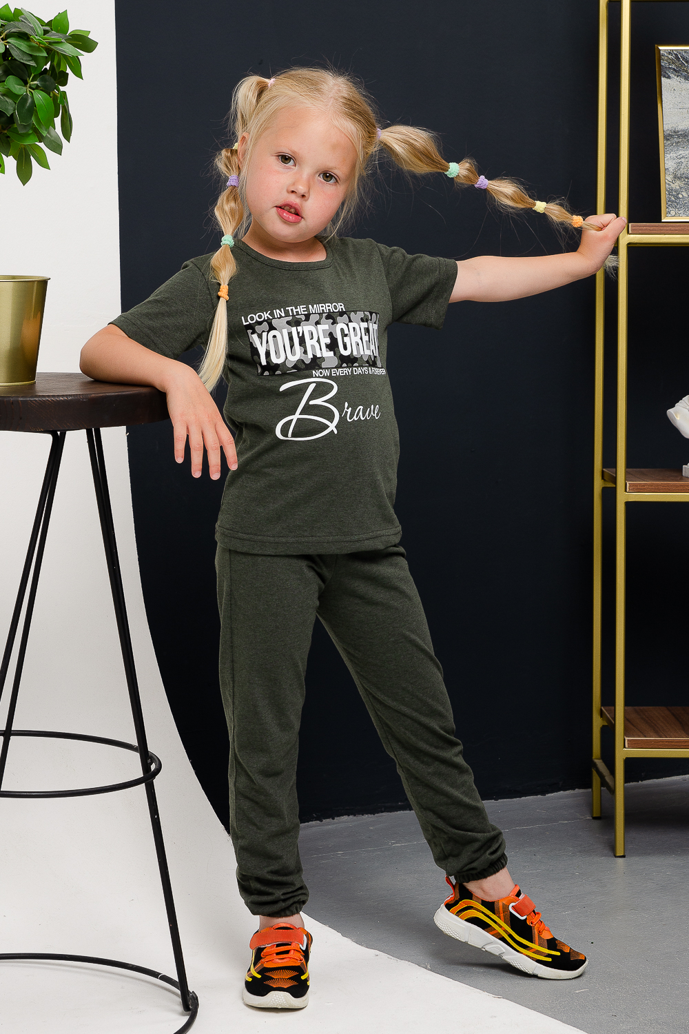 ���� �� 15.08. ������� �������� �� �@����! ��� ��������� � �������! �������, ��������, ������, ����� � ��������! ������� �� 30 �� 42-��. ���� �� 100���.