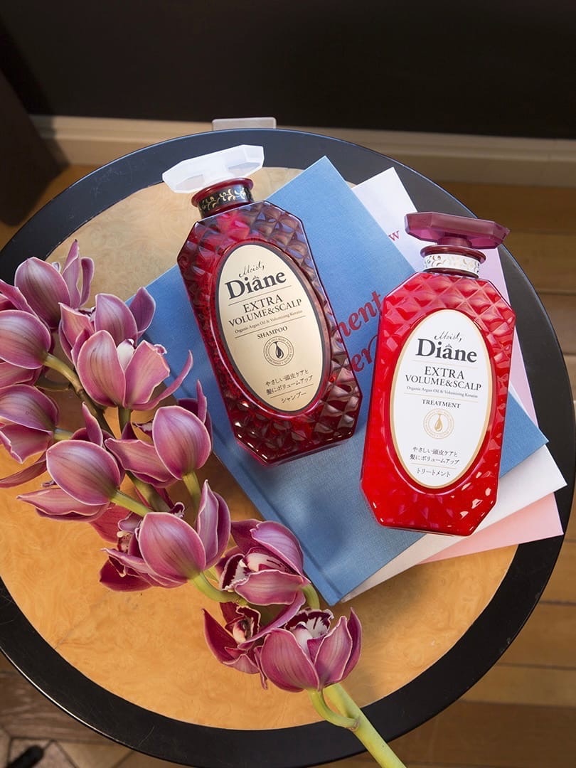 ����� �������� ������� � ����� ����������� �������� ��� ������������ ������ ����� �����. ������� ���� � ������� � �������-����� Moist Diane Perfect Beauty.