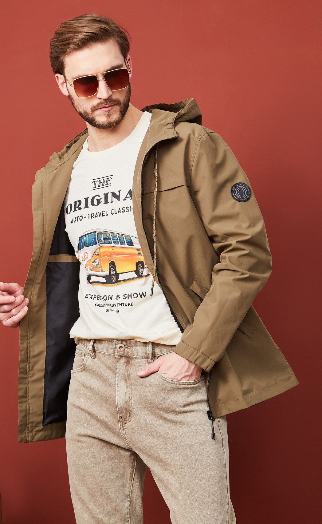 ������� ������ �� Fine Joyce - �������� ����� �� ���� � ��������! ���������� ������ �� ������ ����.