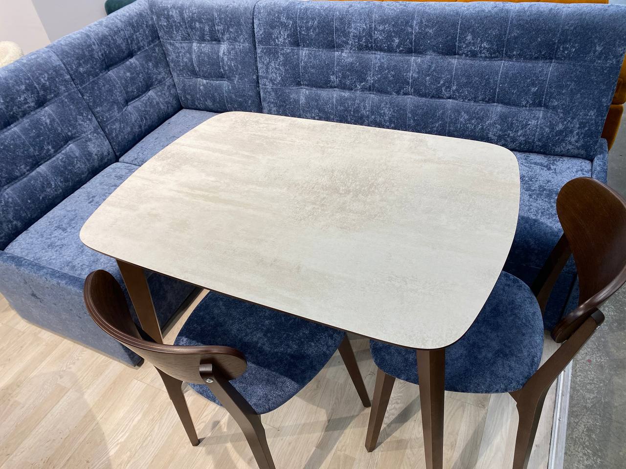 ���� �� 05.06. ������ �� ������� ������������� ������� ��*��� ����*���. ��������� �����, ������, ��������, ���������� �������, ����������. ����� - 44.