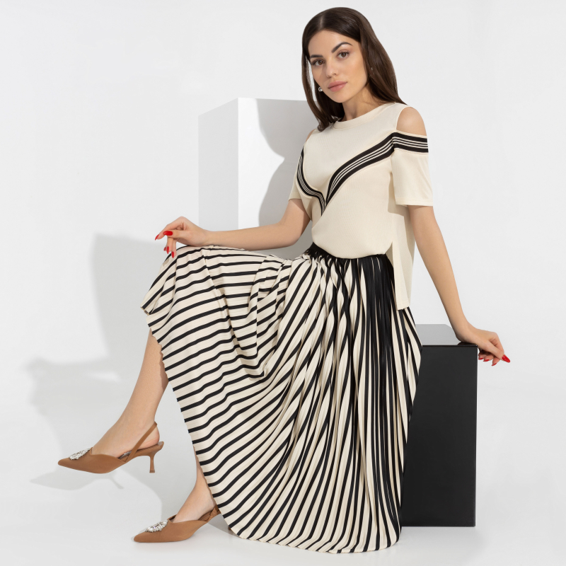 ������� ����� � ����� ����� �����: ������� � �������. �������� �� ������, ��������� �� ������ ����� �������.