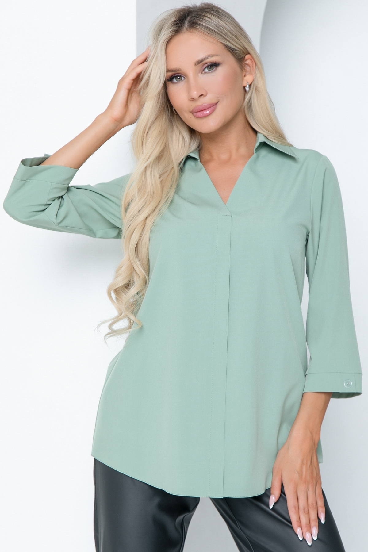 ����� ����