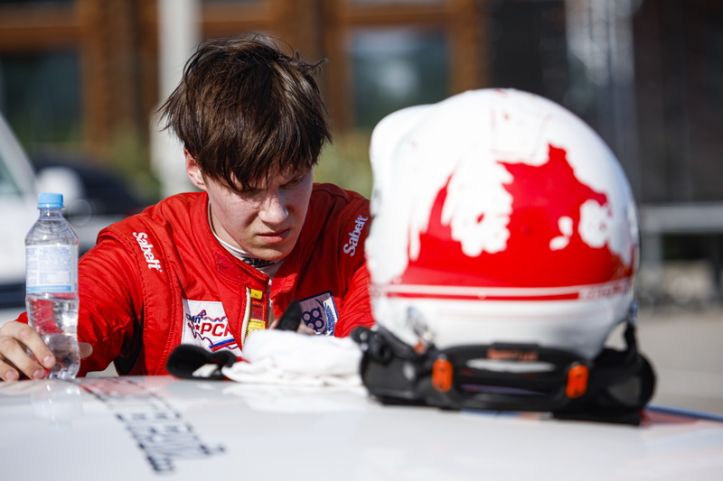 �� ������������� ��������� ������ ������ B-Tuning �������� � ������ �� ������ ������� ����������