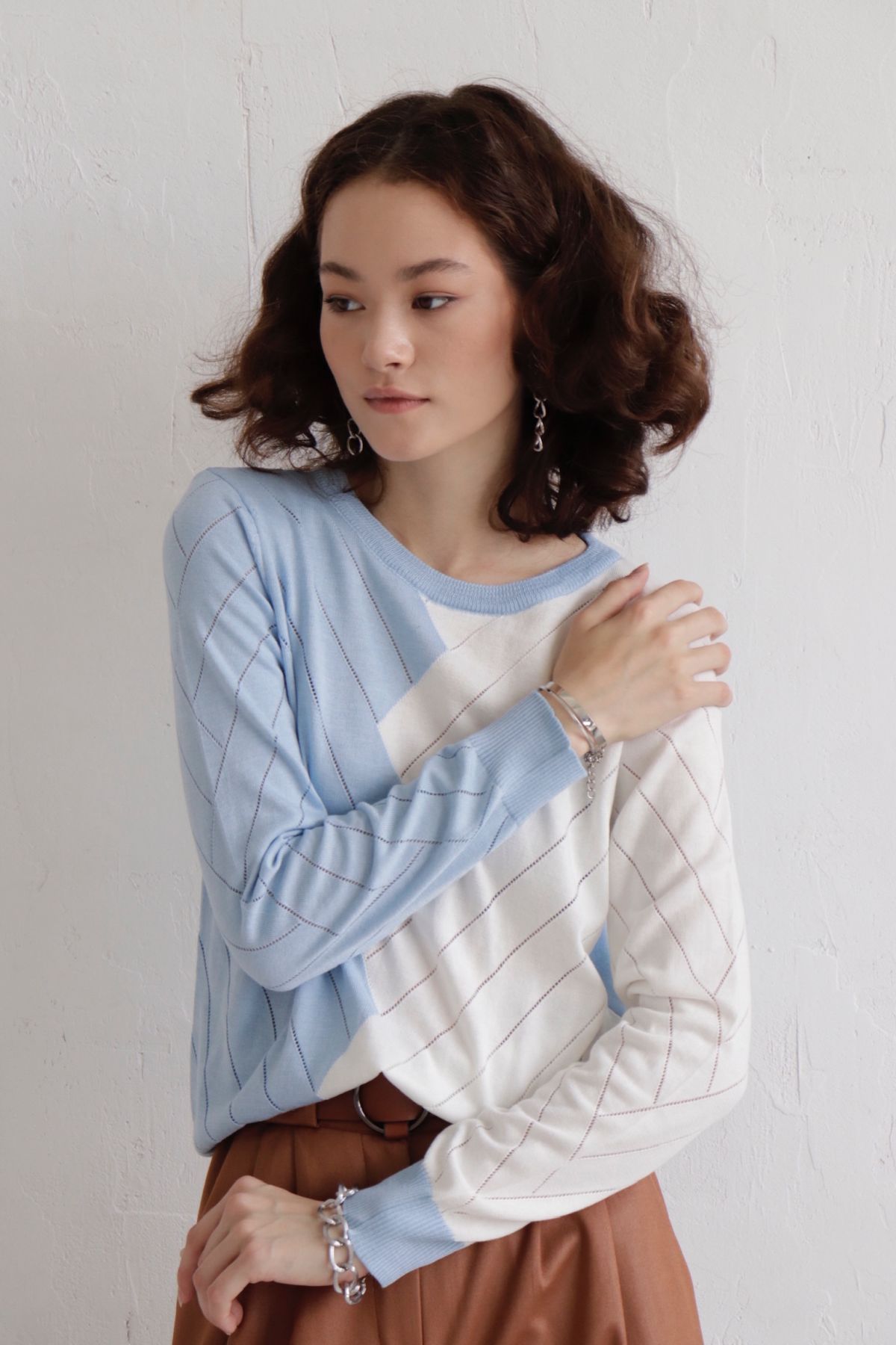 ����������� ������� ������� 50%, ������ 44%, ������� 6%