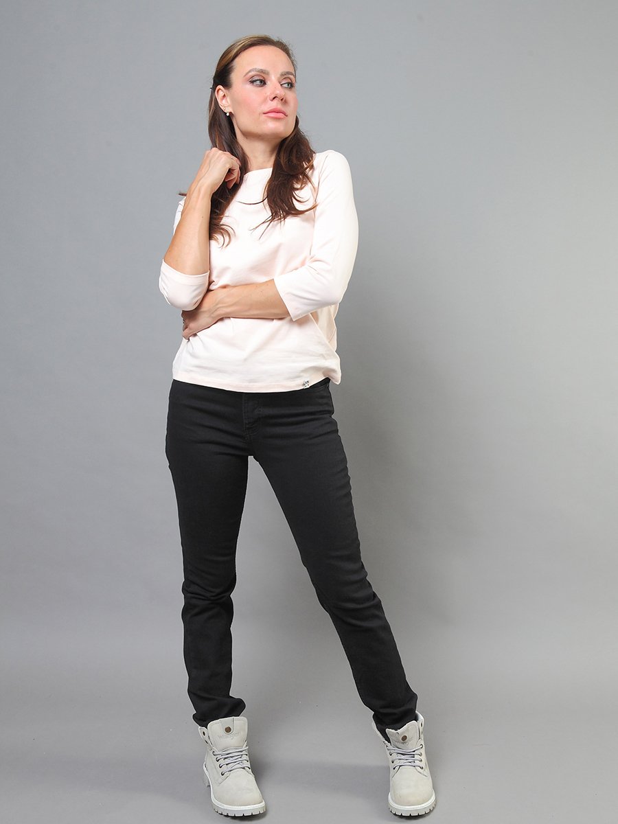 �������! ������� ������������ ������ � ����� ��������� 19735 ���. 223528. ������� Regular fit (�������������� �� �����). ���������� ���������� �����.