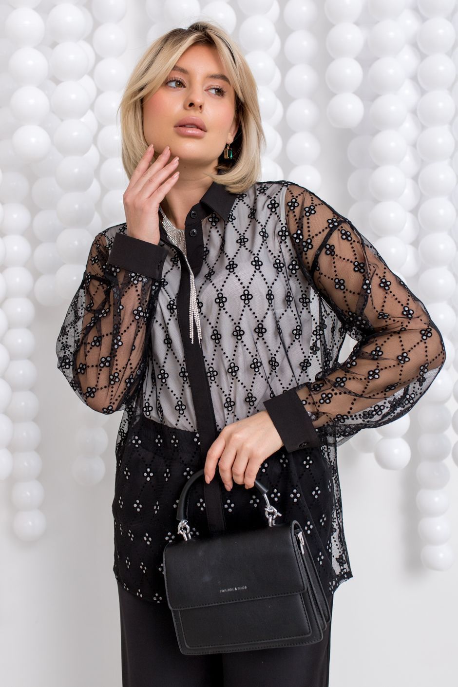 ������� �� Took A Look! ������� �� ����� ���������� ������, �������� �� ������, �� ���������� �����. ������� 44-54