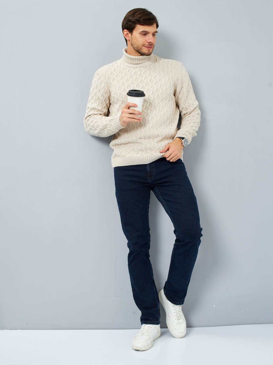 ���! ������� ������������ ������ � ����� ���������. ������� Regular fit (�������������� �� �����), ������� �����. �������� �� ������. ��������� � ����. 