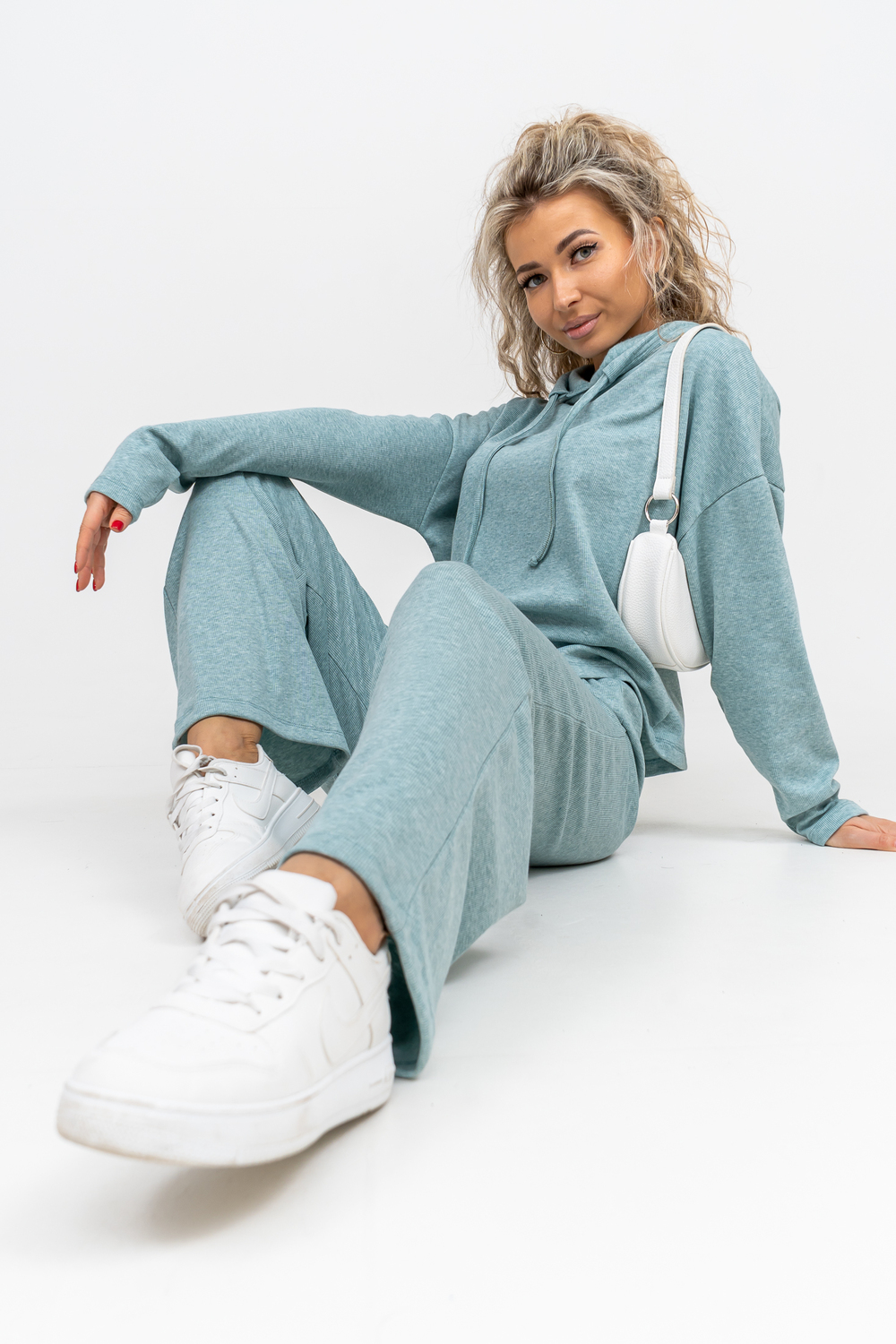 ���� �� 04.03. �������� ����������� ������� ����������� ������ �� �@����! ���������, ��������, ������, �����, ������! ������� �� 40 �� 72-��. ���� �� 230���.