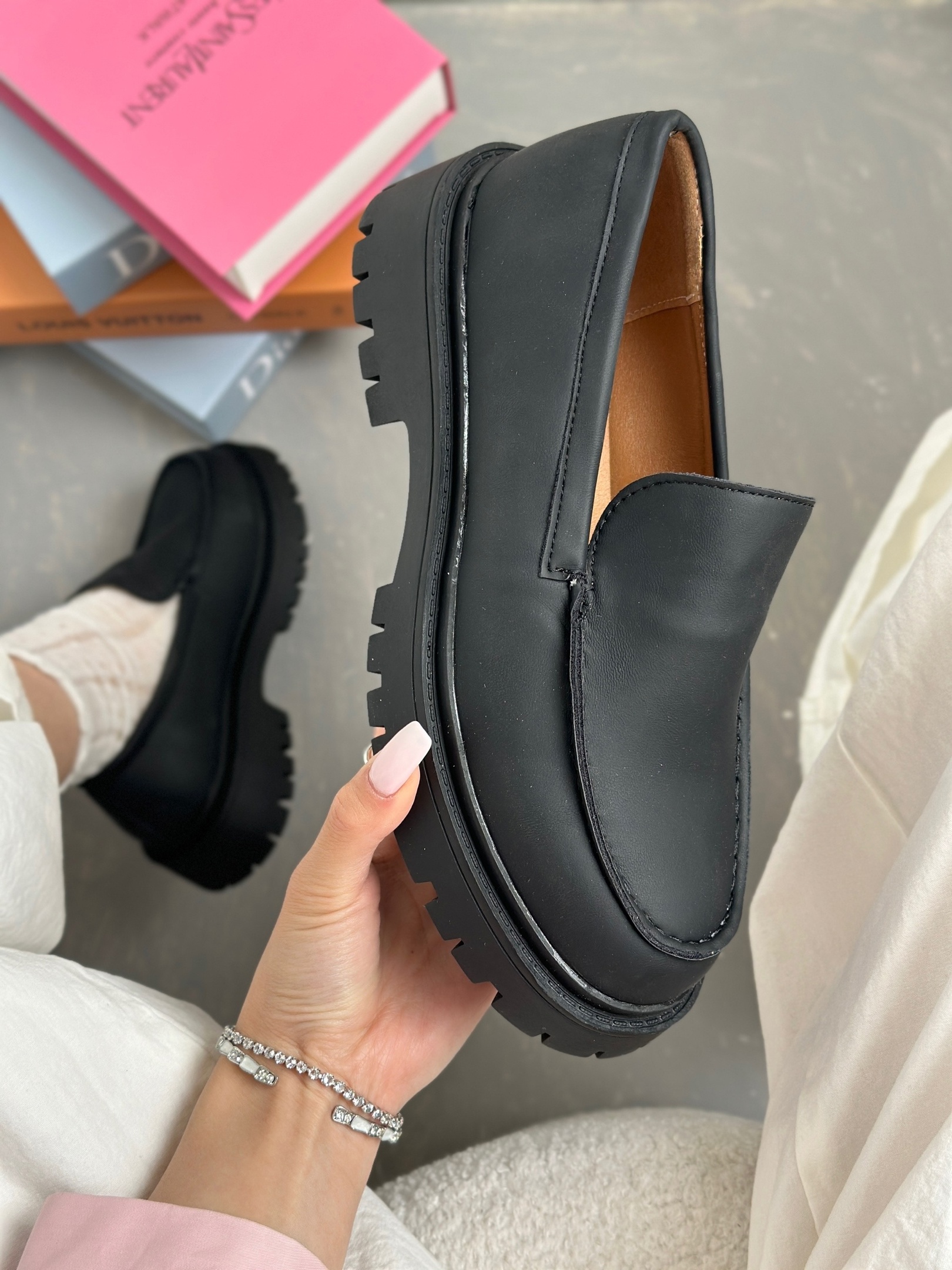 �������� ��� - 600 ���.