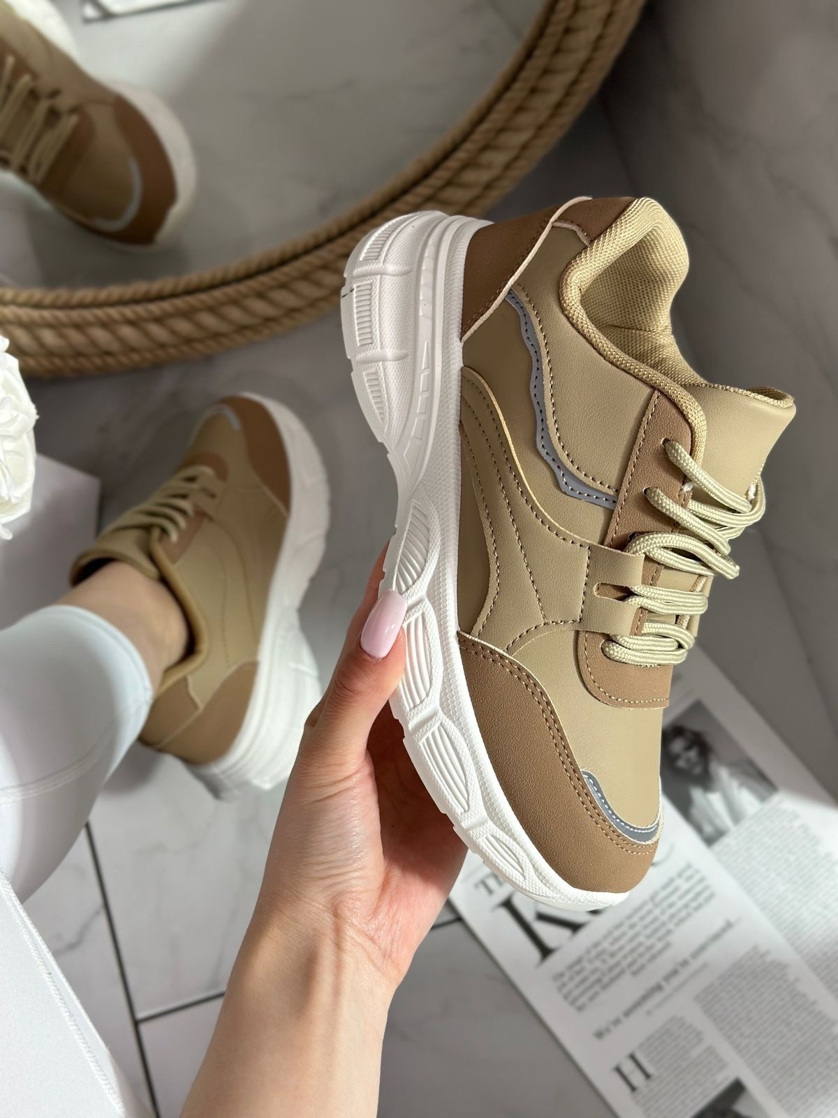 ��������� ��� �������: 40, 41 - � ������. 592 ���.