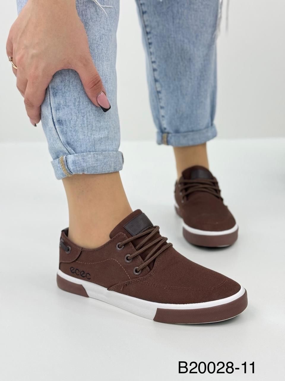 ���� ������� �������. ��������� �������: 36, 37, 38, 41 - 455 ���.