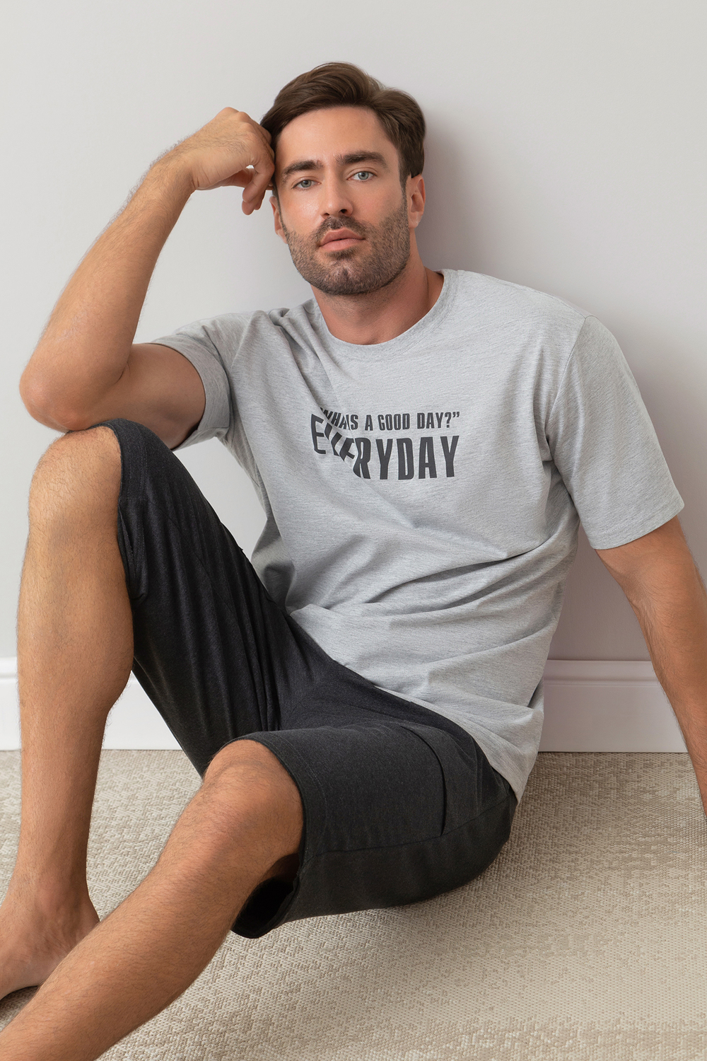 ���� �� 13.05. �@����. ����� ������. ������� �����, �������, �������� � ����������. ���� ������� ����������� � ����������. ������� �� 46 �� 70. ���� �� 130���.