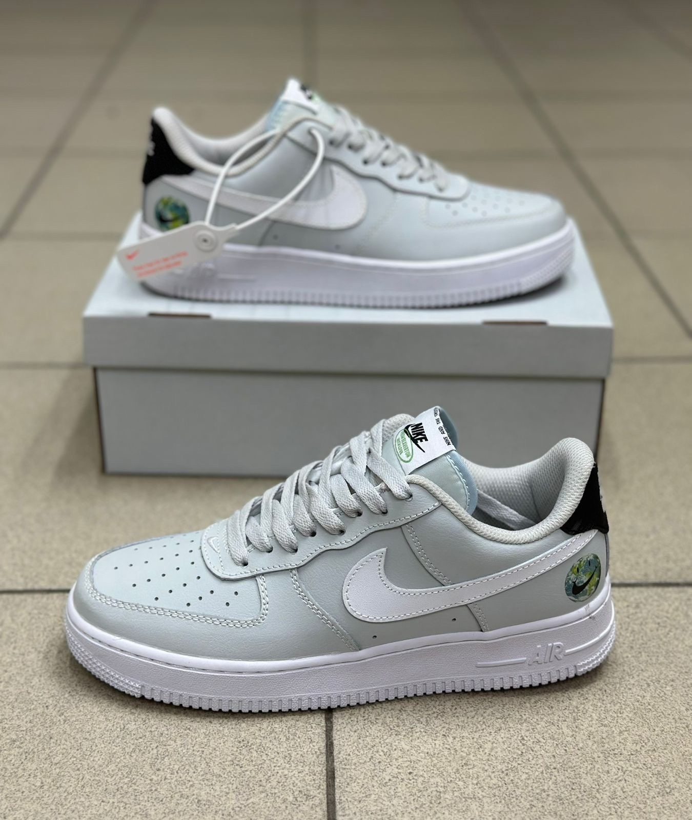 ��������� �������: 41, 42, 44, 44 - 1050 ���.