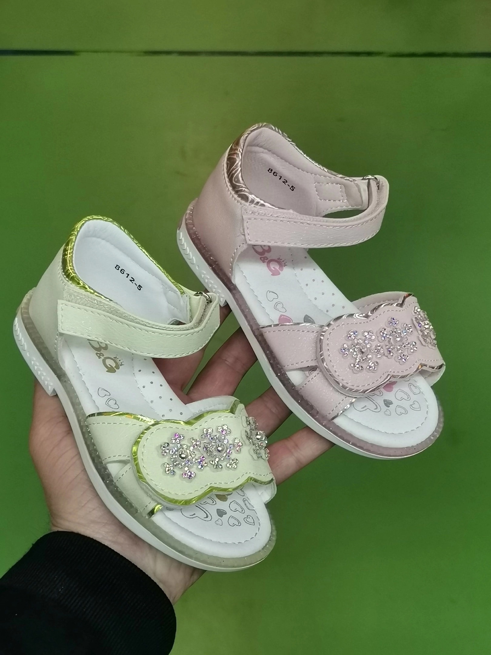 ��������� �������: 27, 27, 28, 28, 29 - 490 ���.