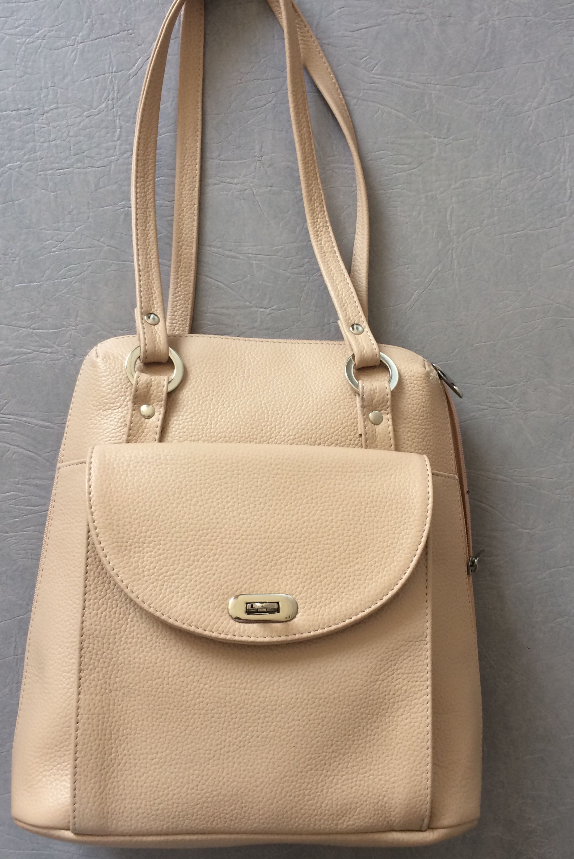 ����� �����������, ��������� ������� � ��������: �� �����, �� ������� �� ���� �� ��������, ���� � �������� ������ ����� ��� �������. � ����� ����� ������, ������ ����� � 3 ����������: ��� ������, �� ����� ��� � ����.