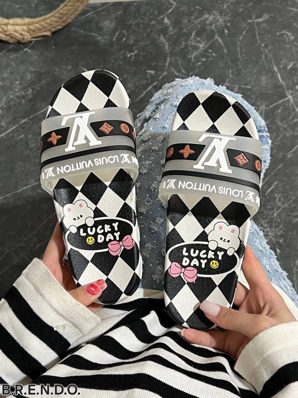 ��������� �������: 36, 37, 38 - 385 ���.