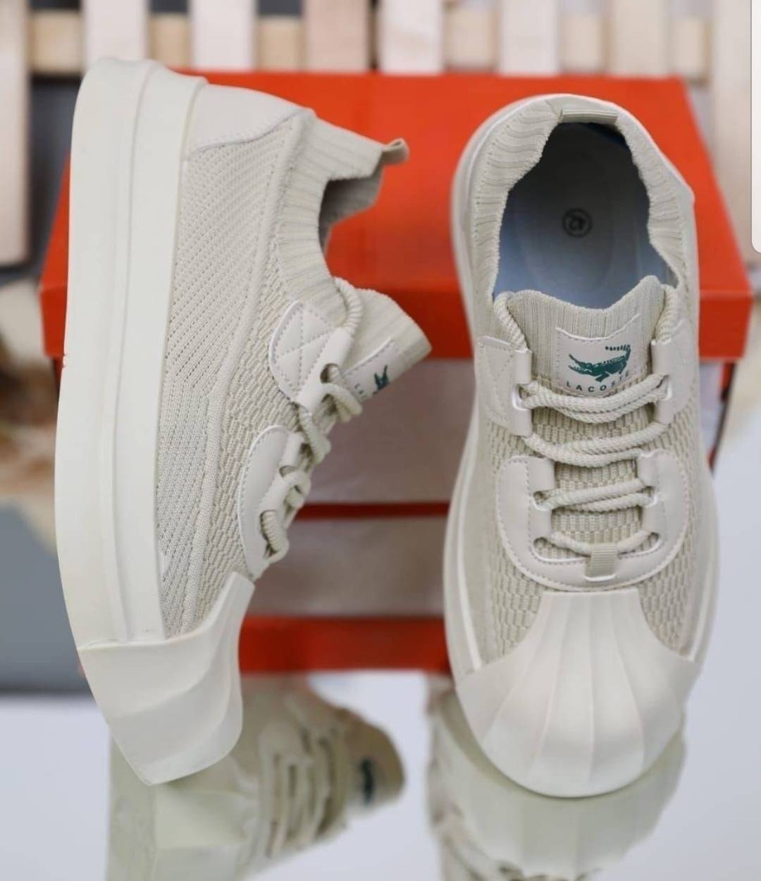 ��������� ������� 300 ���.