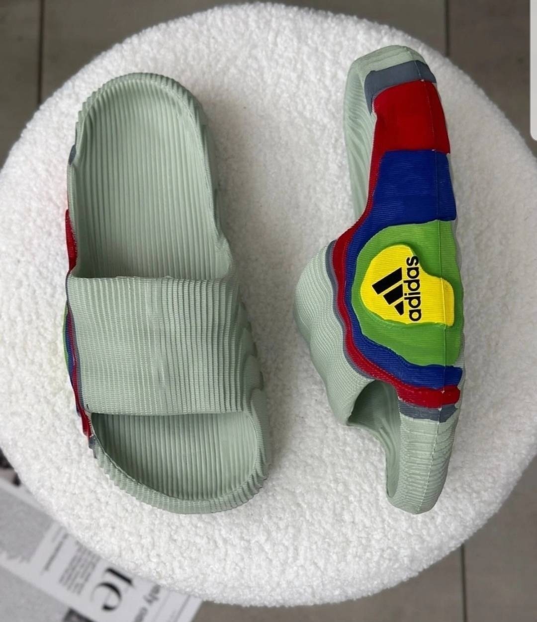 ������ ������� 300 ���.