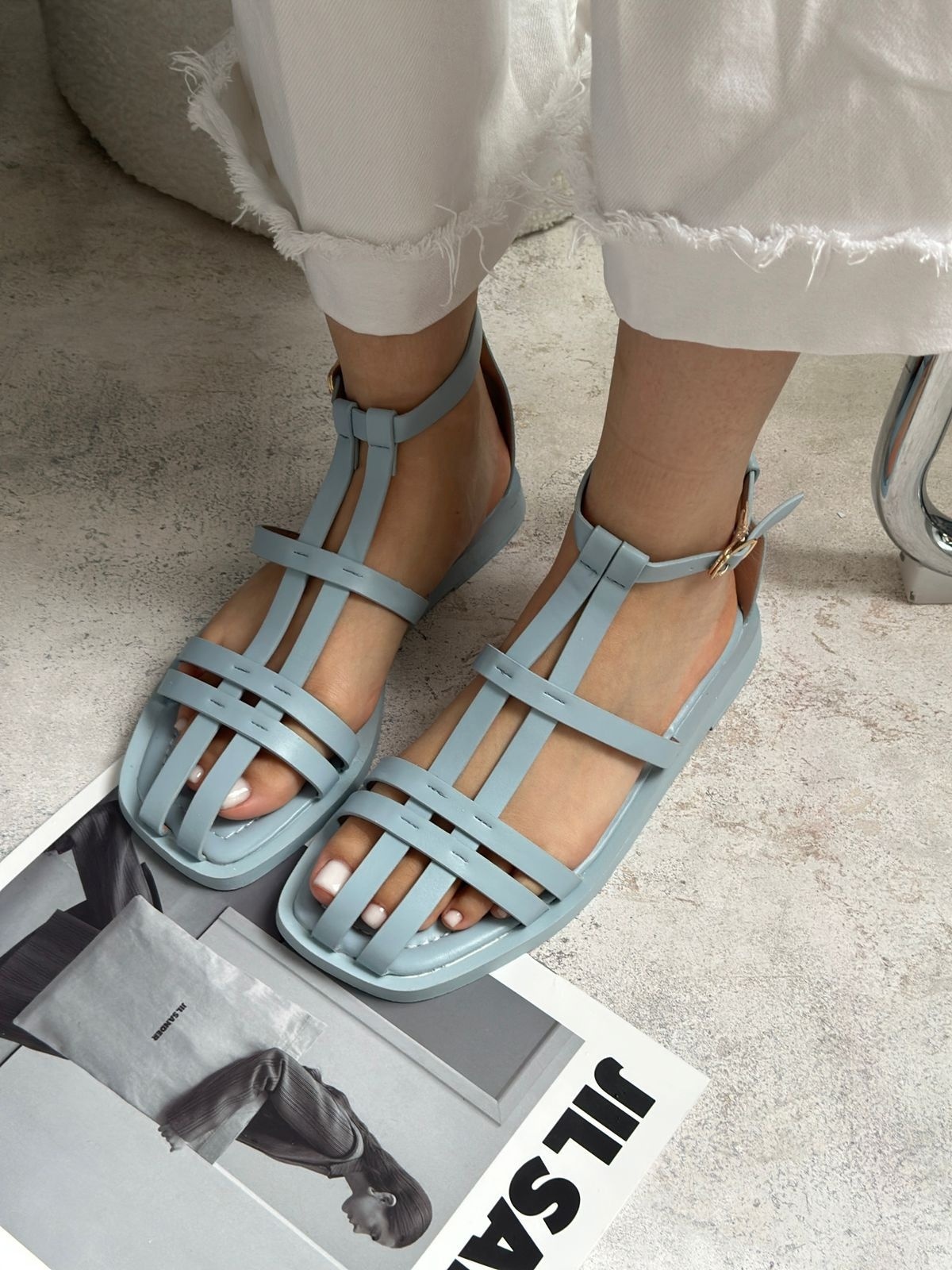 �������� 600 ���.