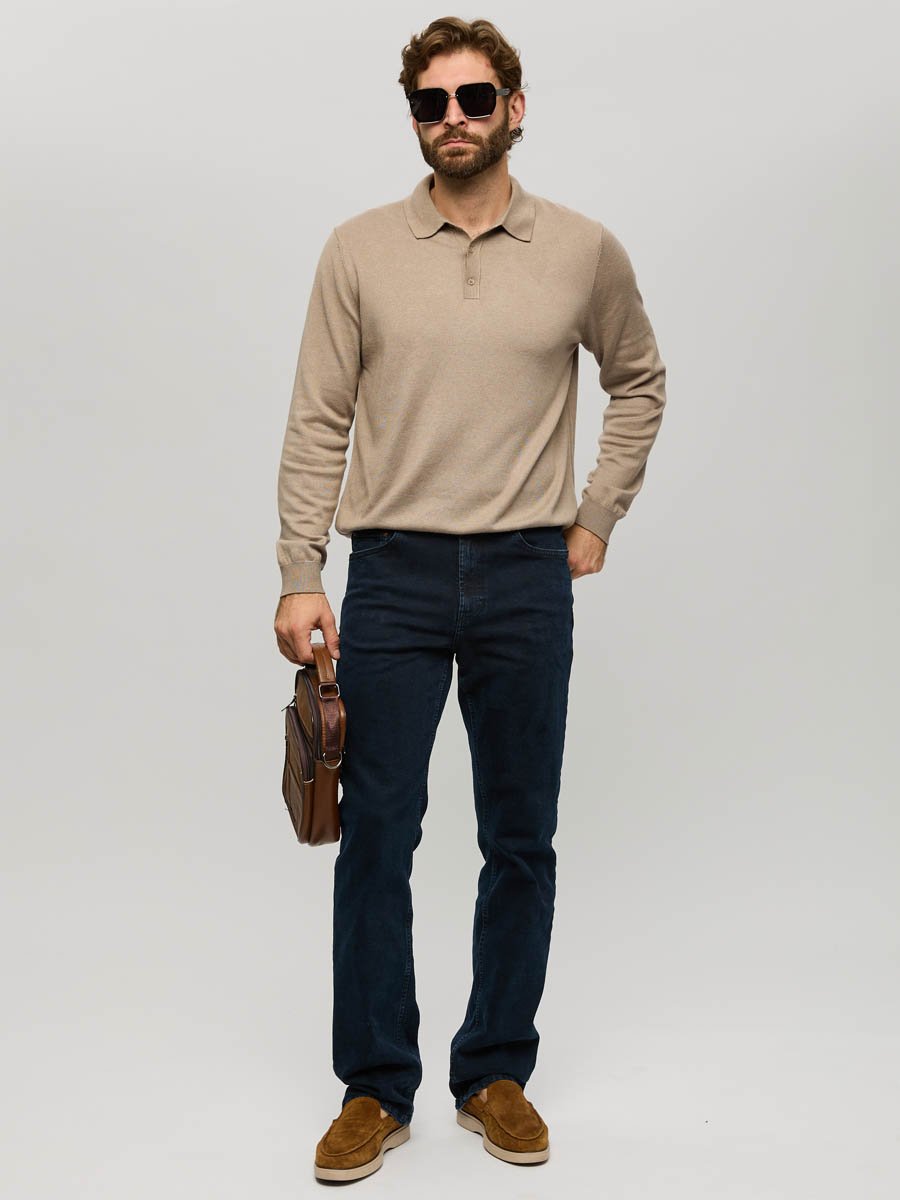 ������� ������! ������� ������������ ������ � ����� ���������. ������� Regular fit (�������������� �� �����), ������� �����, ������� ������� � ����. ��������� �� ���������� ����� denim stretch, ���� ����� Blue/Black