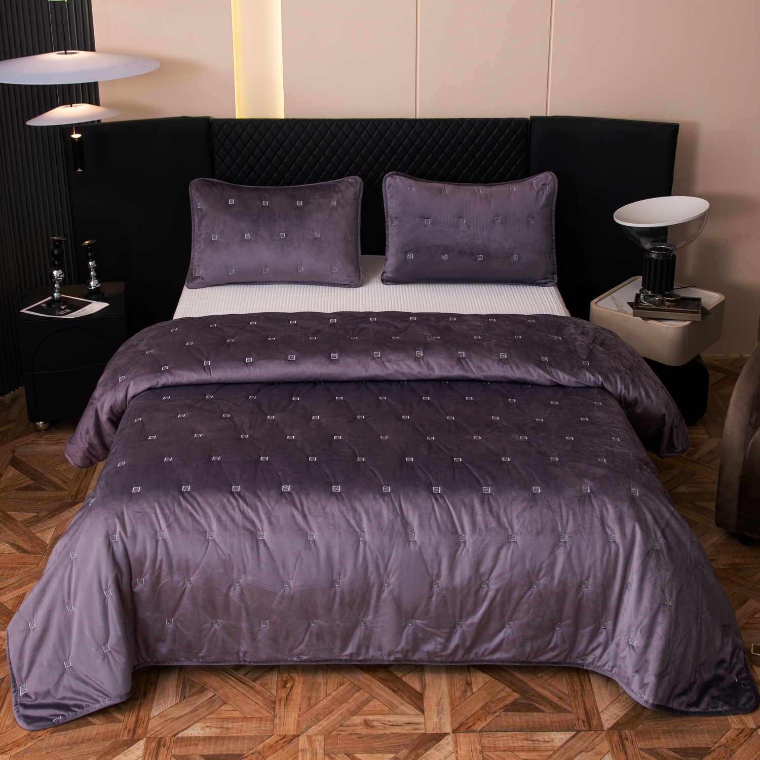  ����������� � ��������� ������� � �������� � ��������� ���������� Grande. ��� ������� ������ ���� ������������, �������� ������ ������������ ��� ������.