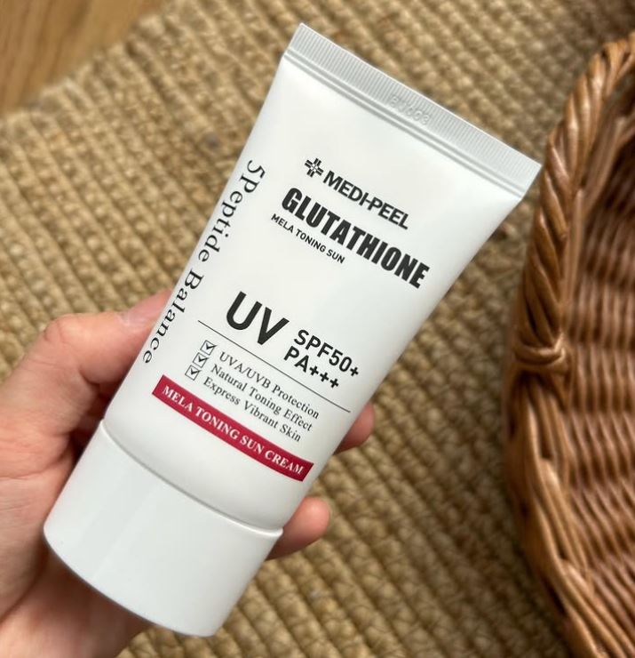 Medi-Peel Bio-Intense Glutathione Sun Cream SPF 50+ PA+++ --- ���� ������ �� ������ � �����������! ������� ���� 875� --- ������� 3700� --- ����, ������� ������ ��������! ����� �������