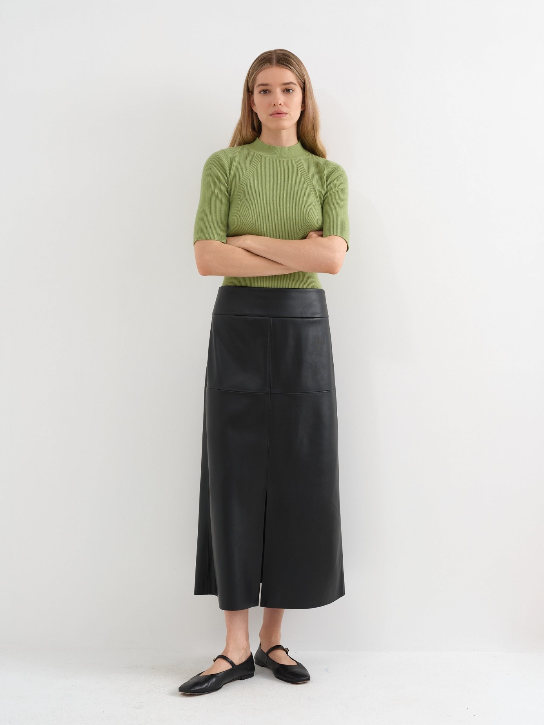 ��������� ��� ����������! �� ��� ��� ����!- ������� �������, ������� ������� ��������� � ������� ������� � ���������. 