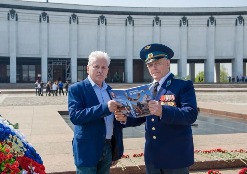 � ���������� 80-����� ������ ������ �����  � ���������� �������� �����