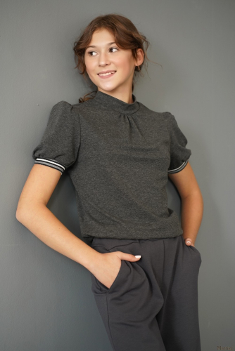 � �������