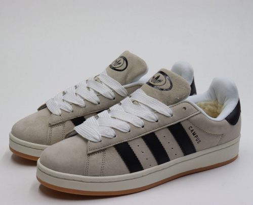 ��� ��� ������ ���� �����,43 �� ��� 43-��������� -������ ,��� �� ���������� 990 ���!!!!!!!1990 ��� ������� ����!  ��� ���������