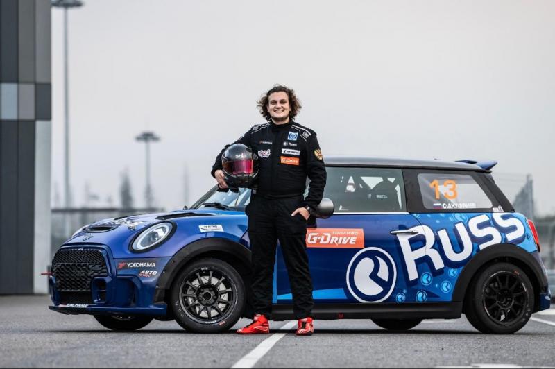 ���� � �������: �������� � ��������� ������� ���������� REC