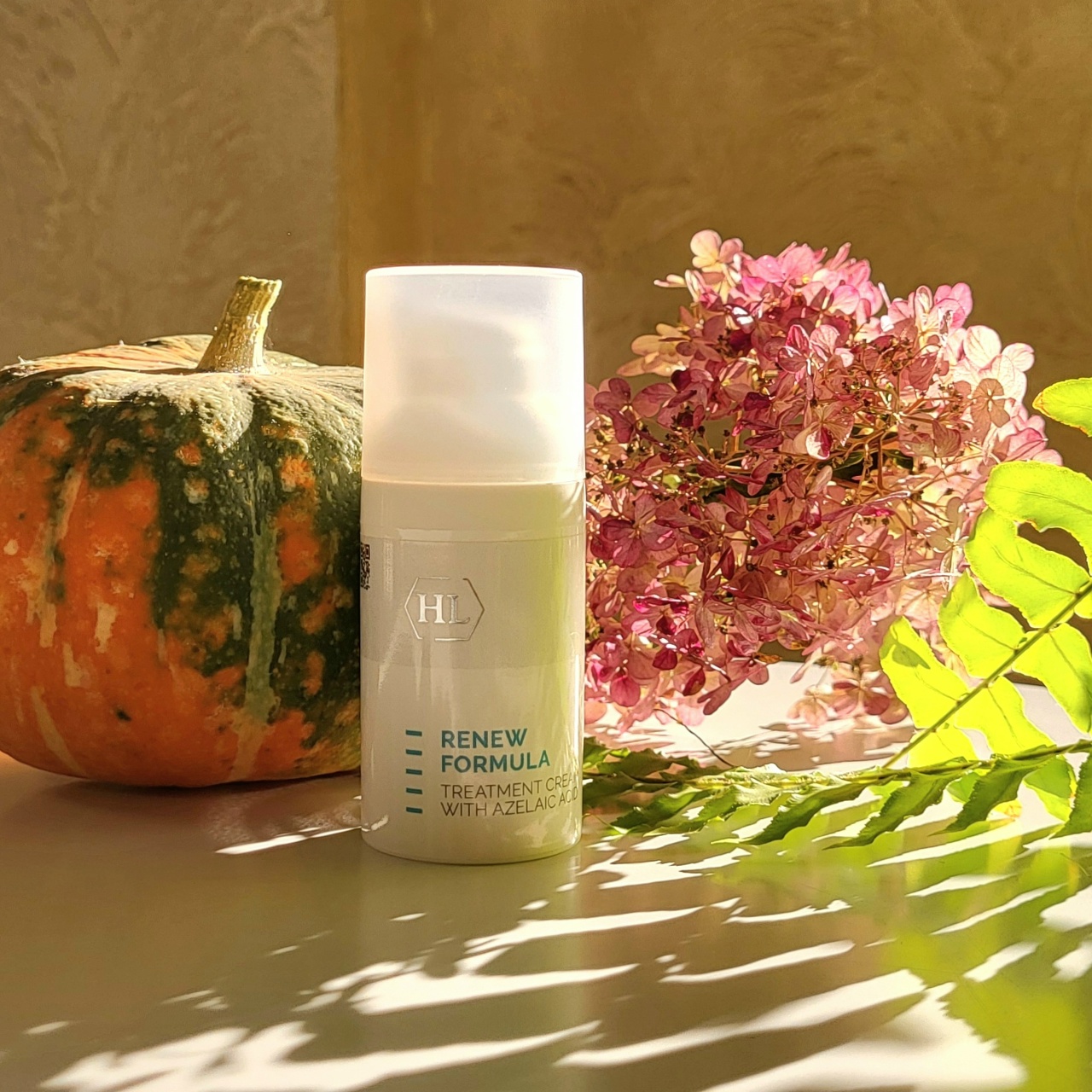 Holy Land , Christina , S*H*O*R , C*o*s*m*E*l ( Renew ) - ����������� �������� ����������� ��������� ������������ �� �������. Bio Medical Care ( BCMED ) - ���� ��������� � ������������ - 20/25.