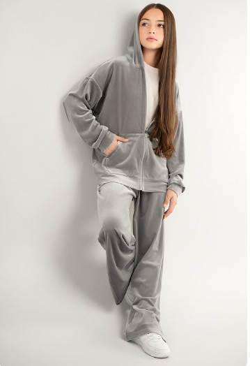 ���� �� 24.12. ������ ����� � ����� ������ �� 80%. Happy Fox, Bonito, Baykar � ��. ������� ����� ������������ ������ ��� ������� �� 16 ���. � 42.