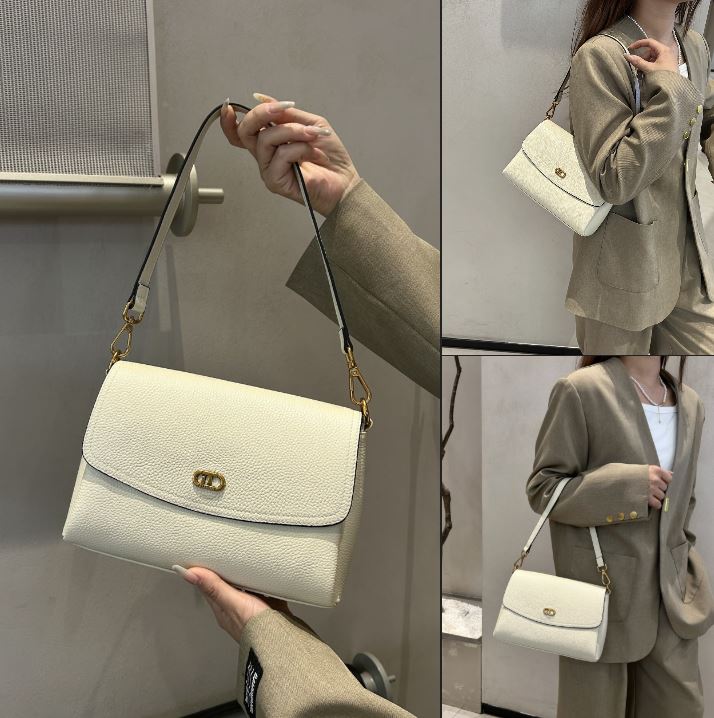 ALYSSIA �� LANOTTI - ��� ���� ������������ ��� �����! ���������� ��ϣ ������������ ������ � ����������� ������� �������. �������� ��� ������� --- ��� � ��!